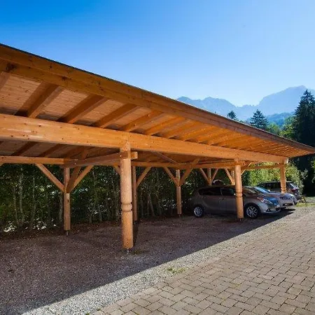 Watzmann Appartement *